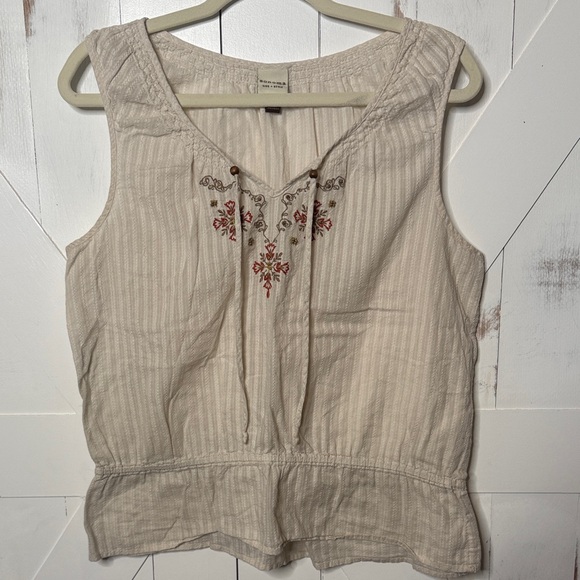 Sonoma Life + Style Tops - Embroidered Cream Peplum Sleeveless Tank Top